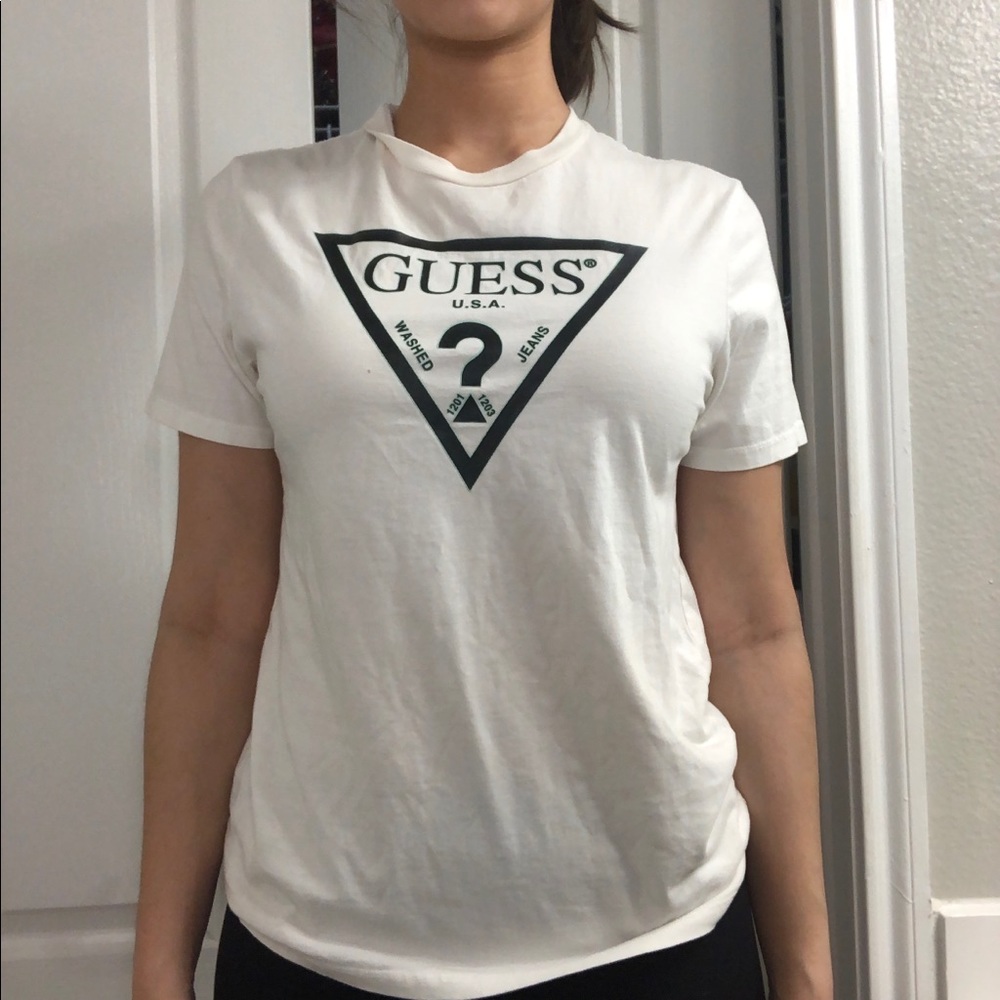Guess T-shirt